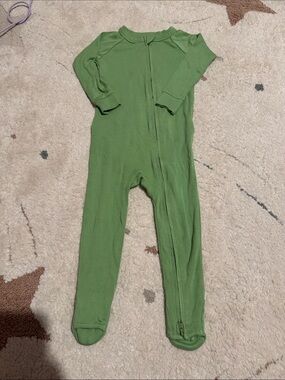 Goumi Green Footed Baby One-Piece Zipper Sleep Suit